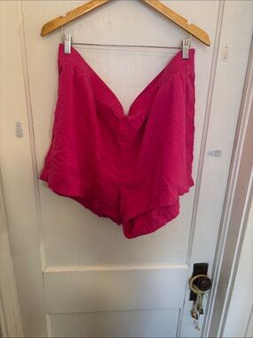 Old Navy Hot Pink High-Waist Women’s Shorts